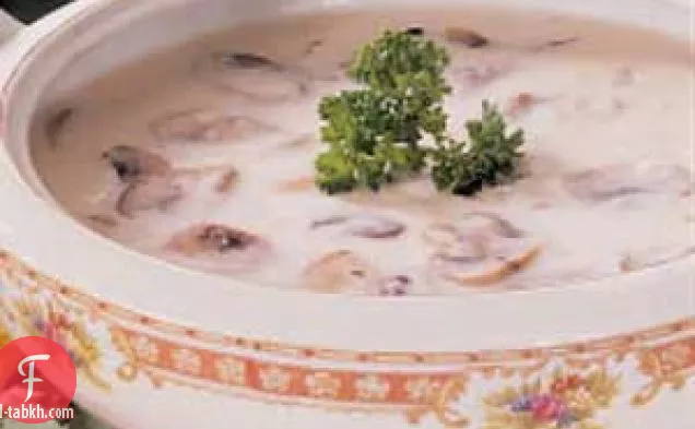 كريم سريع من حساء الفطر