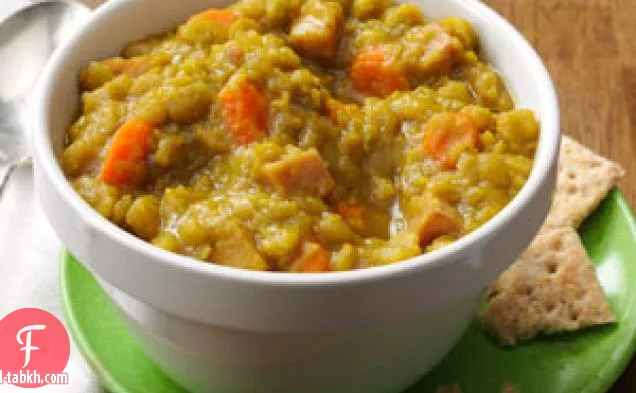 شوربة لحم الخنزير والبازلاء بالكاري