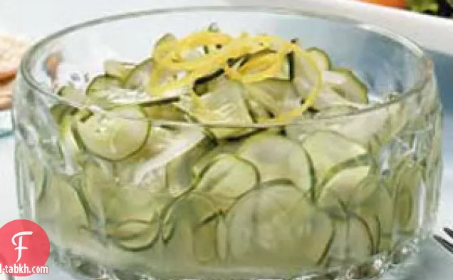 سلطة الخيار المنعشة