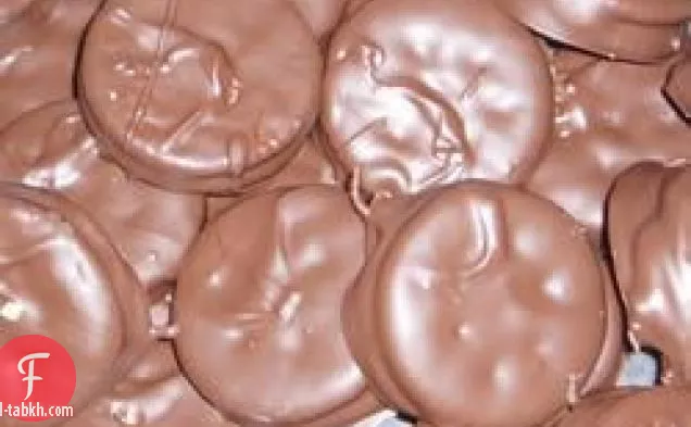 الشوكولاته المغلفة زبدة الفول السوداني المفرقعات