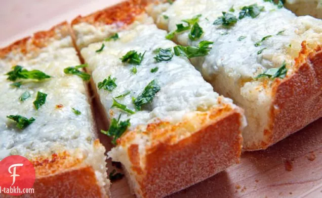 خبز جورجونزولا بالثوم