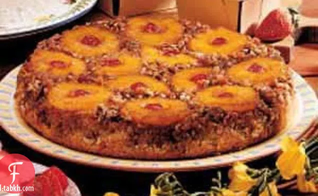 كعكة الأناناس المتبلة رأسا على عقب