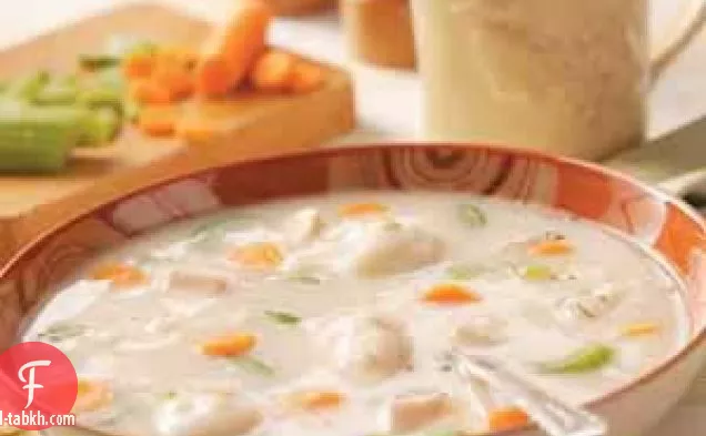 شوربة الدجاج مع كرات البطاطس