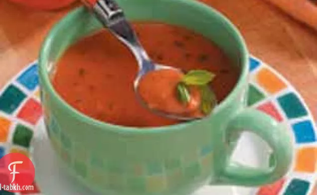 شوربة الطماطم والريحان