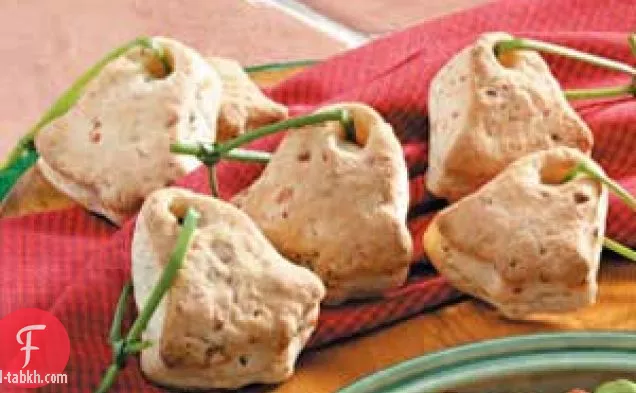 زينة البسكويت بالثوم المعمر