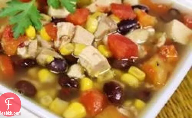 شوربة تورتيلا الدجاج المكونة من ستة علب