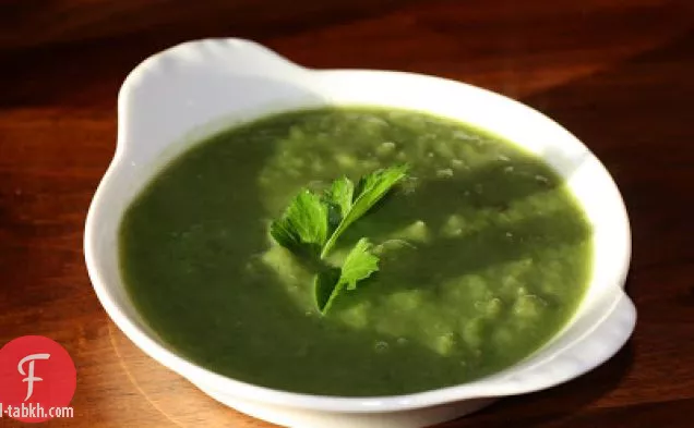 شوربة السبانخ والخرشوف بالقدس