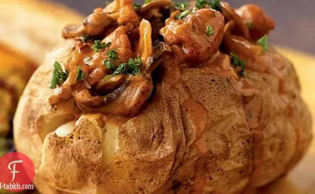 دجاج بابريكاش-بطاطس مغطاة