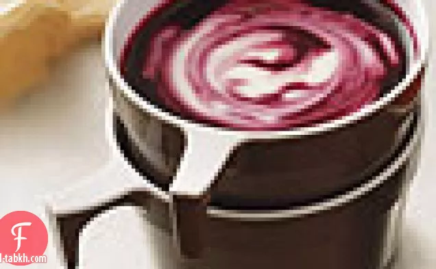 شوربة توت مبردة