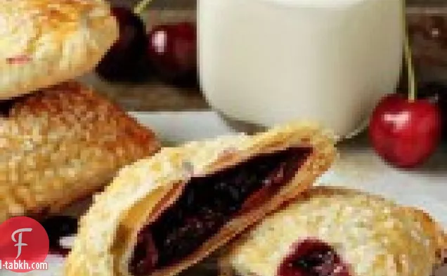 فطائر اليد الكرز