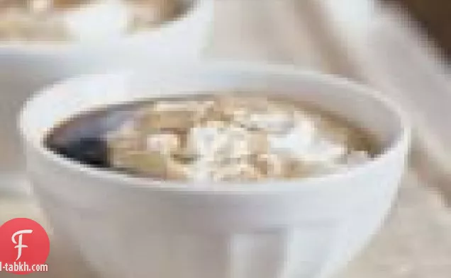 عطلة القهوة مع متبل قشدة