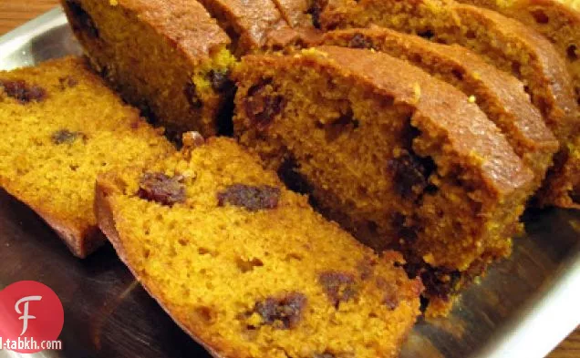 خبز اليقطين مع التمر
