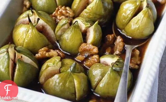 خبز القيقب والجوز التين مع الفانيليا مسكربون