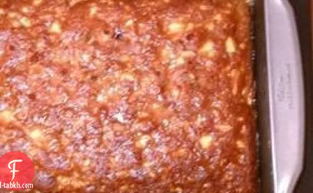 كعكة التفاح مع صلصة الليمون