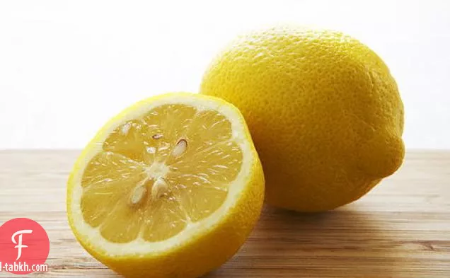 كعكة زبدة الليمون واللوز