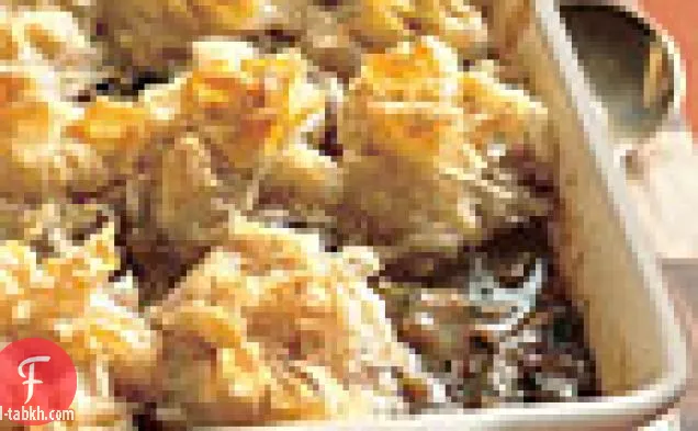 فطيرة الدجاج والفطر مع قشرة فيلو بارميزان