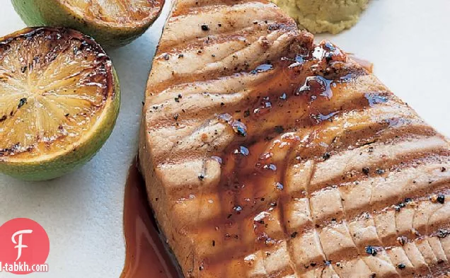 شرائح التونة المشوية مع صلصة الحمضيات والزنجبيل