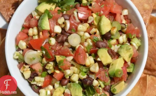 صلصة الذرة المشوية والفاصوليا السوداء