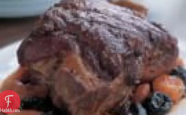 لحم الخنزير المشوي مع كومبوت الفواكه المجففة