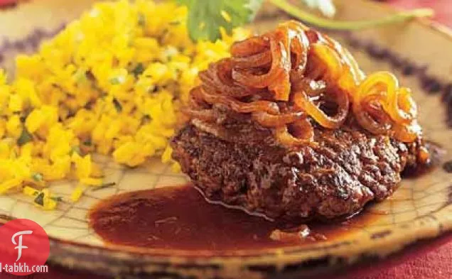 شريحة لحم مخنوقة مع مرق أدوبو