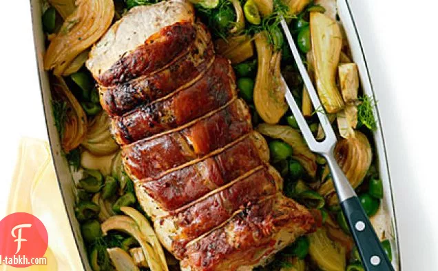 روزماري لحم الخنزير المشوي مع الشمر والزيتون الأخضر