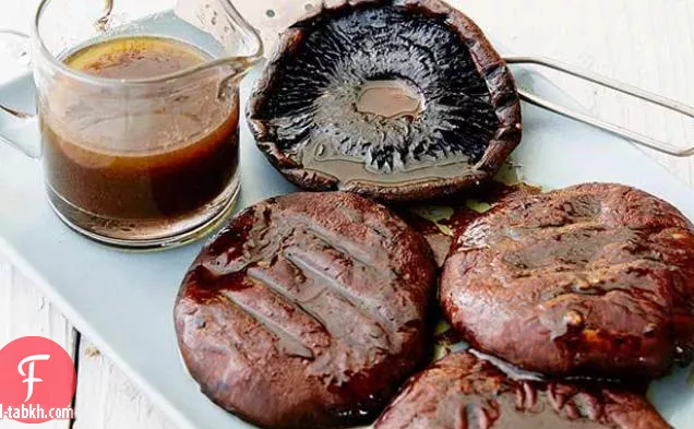 فطر بورتوبيللو مشوي مع البلسم