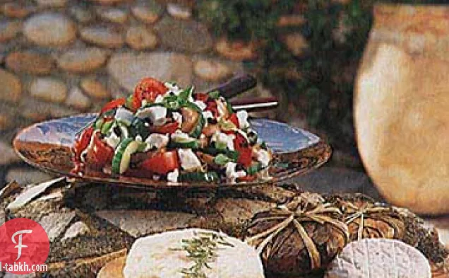 سلطة الخضار مع جبن الماعز