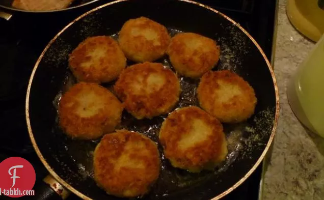 السمك الأبيض مع حشوة الأرز البرتقالي
