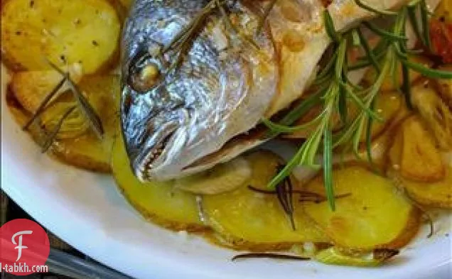 أوراتا آل فورنو (خبز الدنيس مع البطاطا)