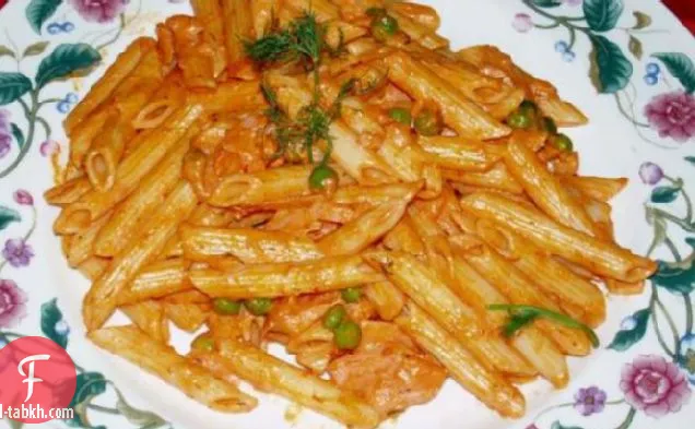 بيني مع كريم الفودكا والسلمون المدخن