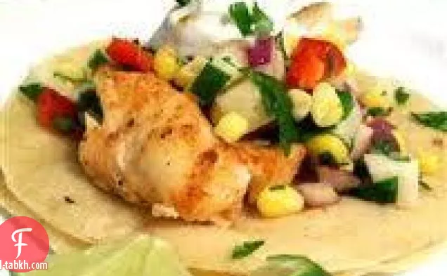 سندويشات التاكو سمك البلطي المشوي مع صلصة أدوبو