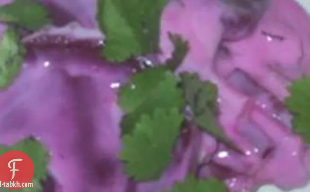 سلطة البنجر واللبن