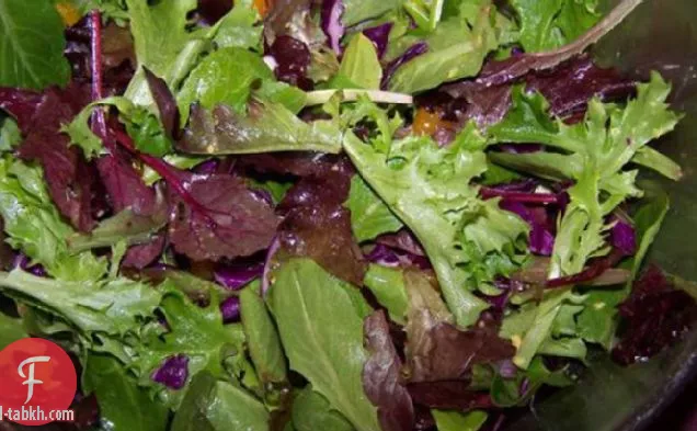 سلطة البرتقال الأخضر واليوسفي المختلطة