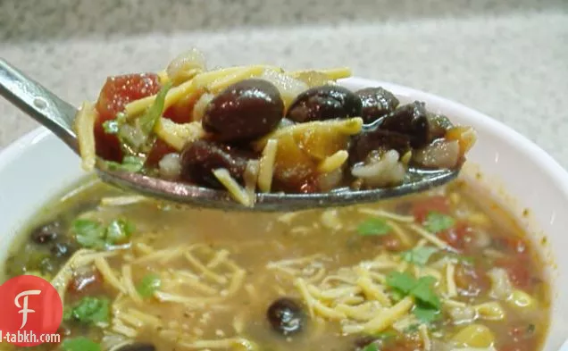 في نهاية المطاف الفاصوليا السوداء وحساء الأرز