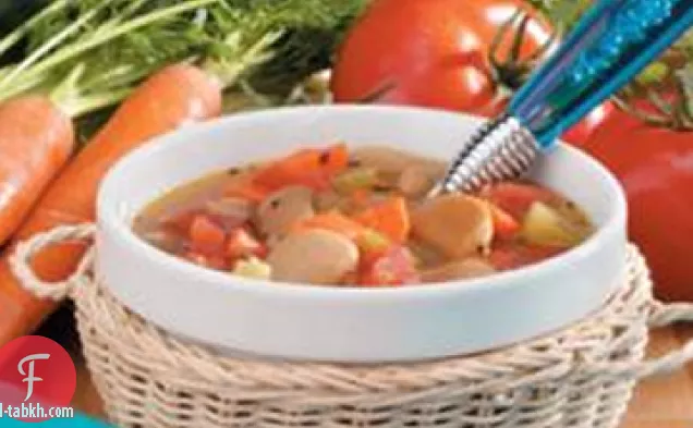 شوربة الخضار بالزبدة والفاصوليا