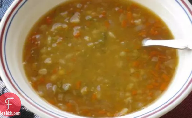 شوربة البازلاء الخضراء والشعير