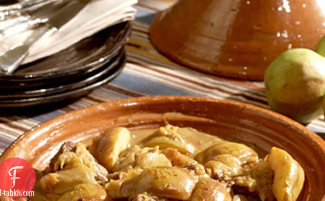طاجين من لحم الضأن والكمثرى