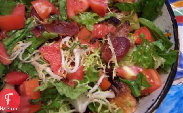 سلطة الدجاج التايلاندية الحارة