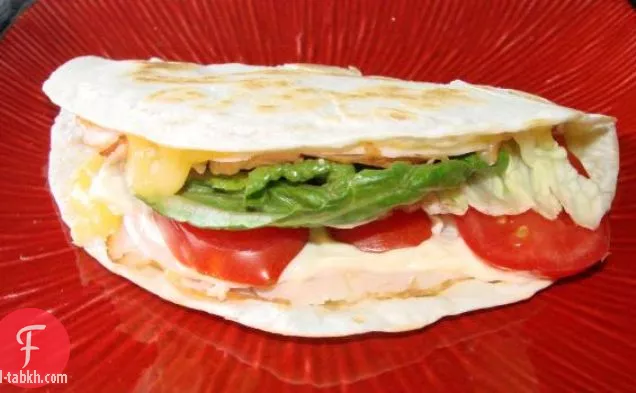 شوربة الثوم المحمص والبطاطا والكراث والشمر