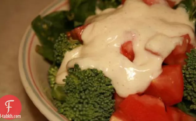 صلصة سلطة سيزر قليلة الدسم وخالية من الألبان