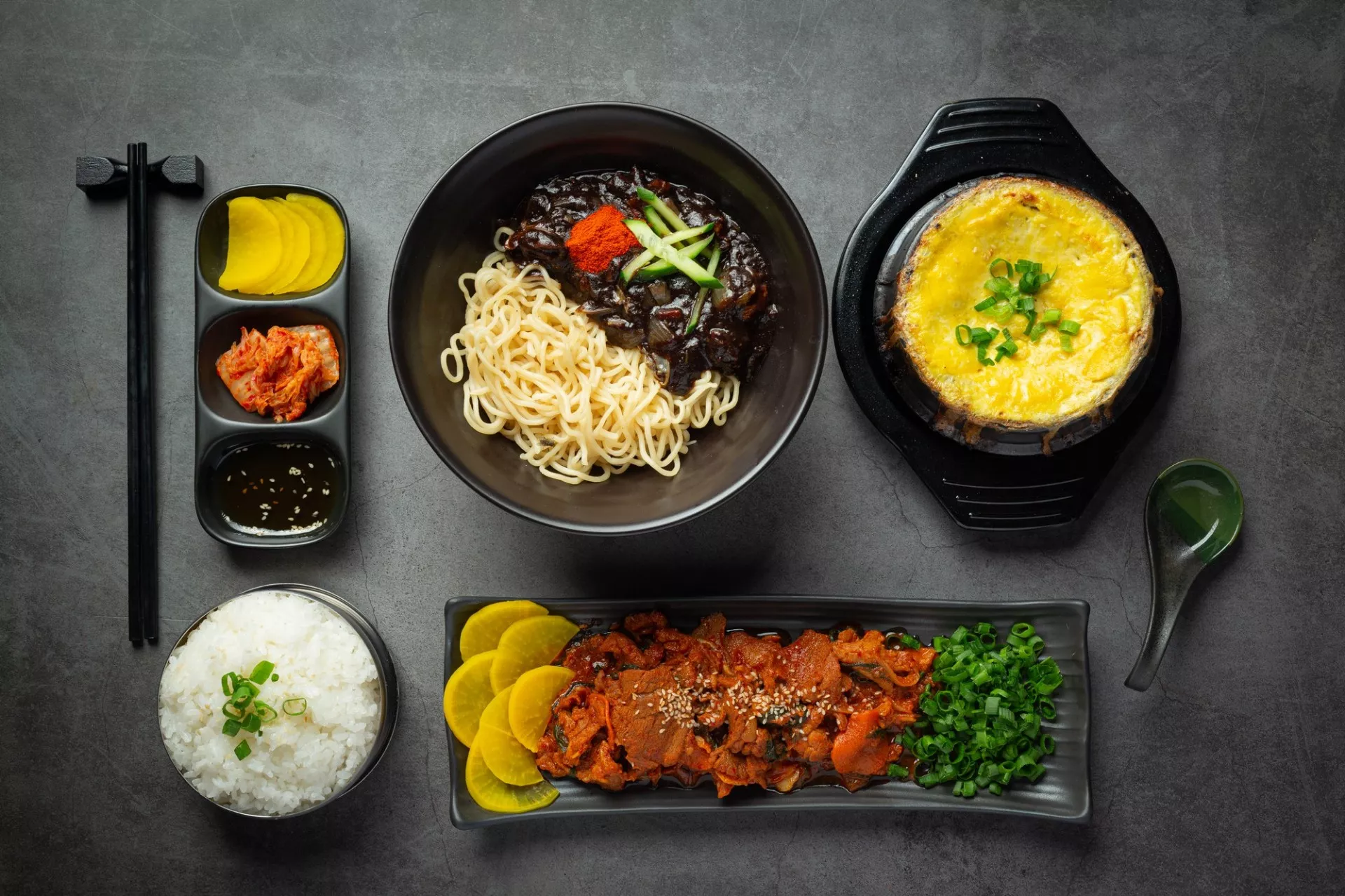 تسعة أطعمة كورية تقليدية يجب أن تجربها